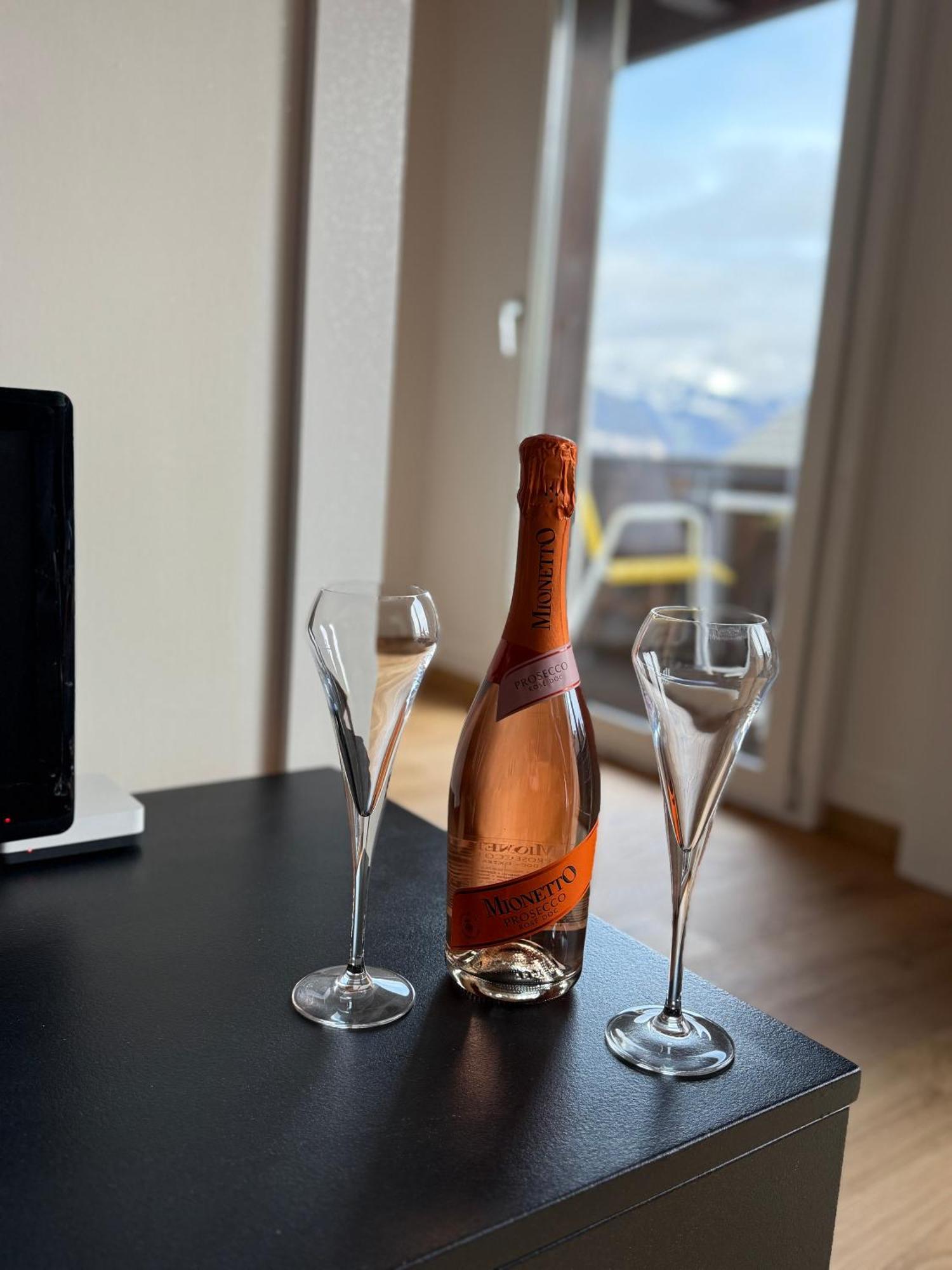 Eva'S Seeblick Krattigen 部屋 写真